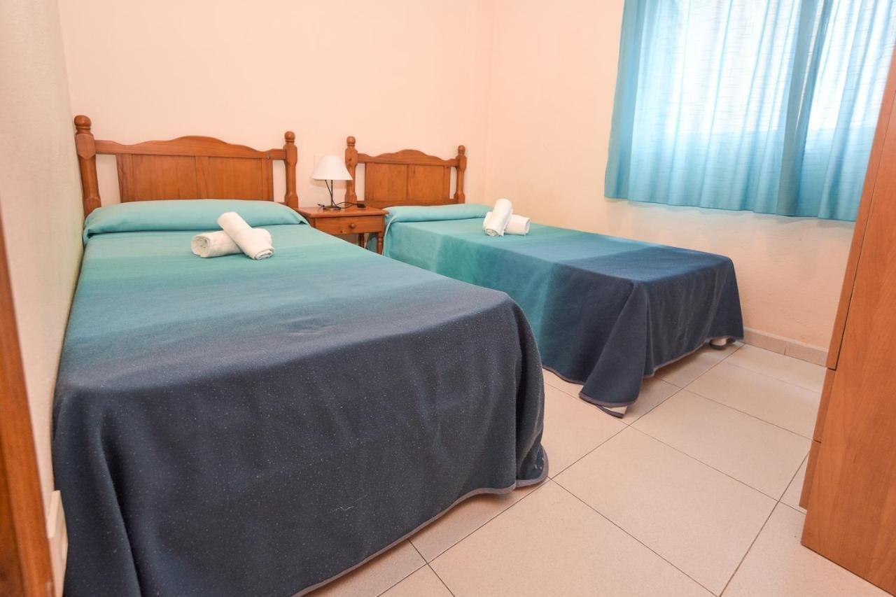 גאנדיה Apartamentos Marblau Las Alondras-Julio Y Agosto Solo Familias מראה חיצוני תמונה